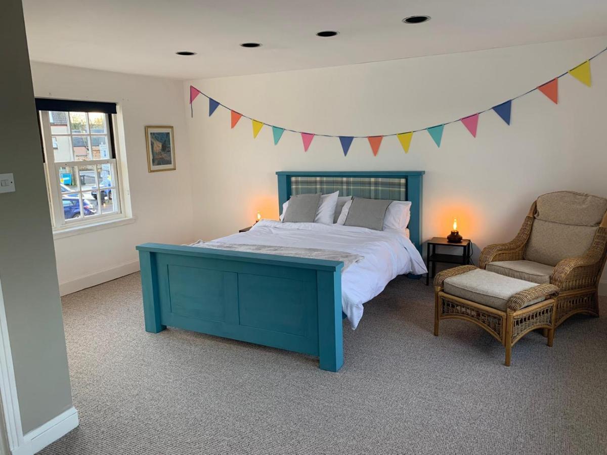 Hill House - Mews Town House, In A Quiet Private Close, In The City Centre Of Inverness. Exteriör bild